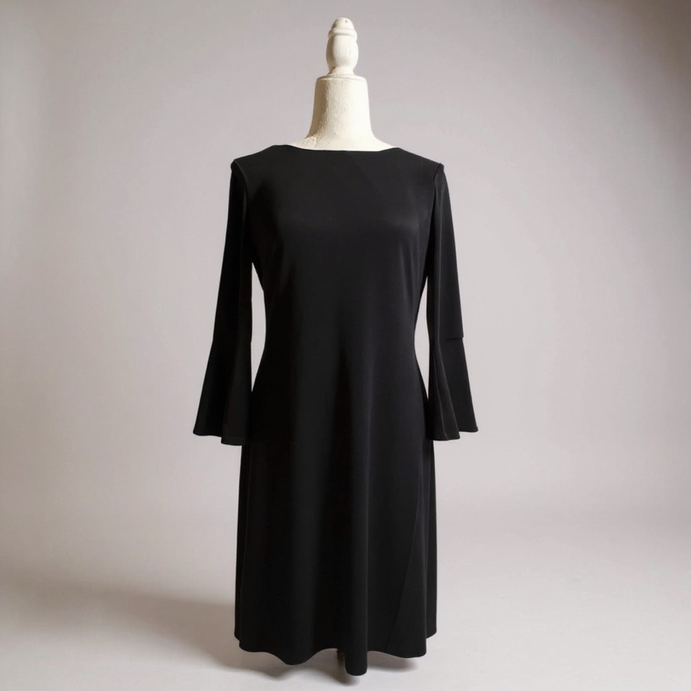 Tommy Hilfiger Elegant Bell Sleeve Knee Length Shift Dress